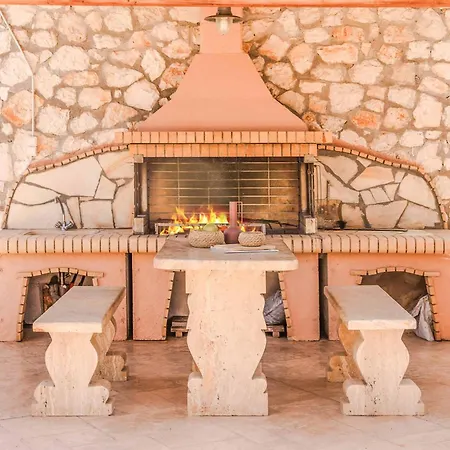 빌라 Melissanthi Chaliotata